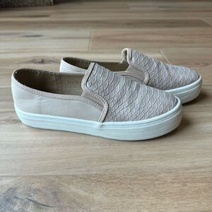 CCOCCI Peyton Platform Sneaker 7.5 Nude Snake Y2K Minimalist Streetwear Neutral